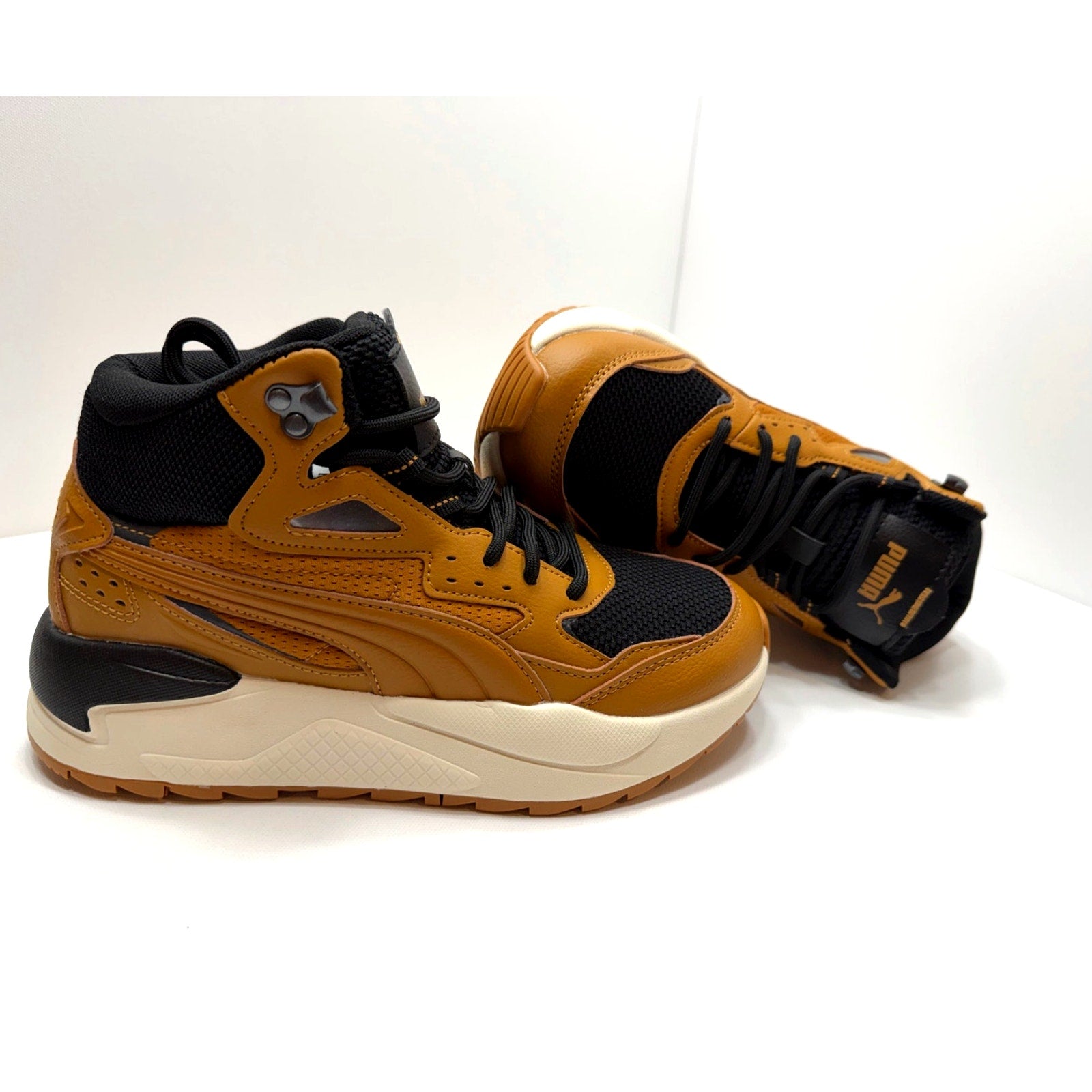 PUMA X-RAY SPEED MID WTR - WOMENS SIZE 6