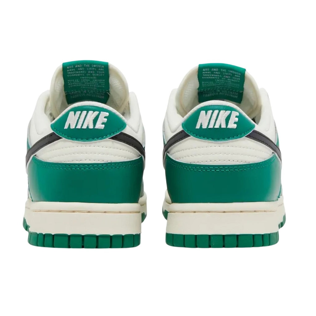 NIKE DUNK LOW RETRO SE - MENS 13