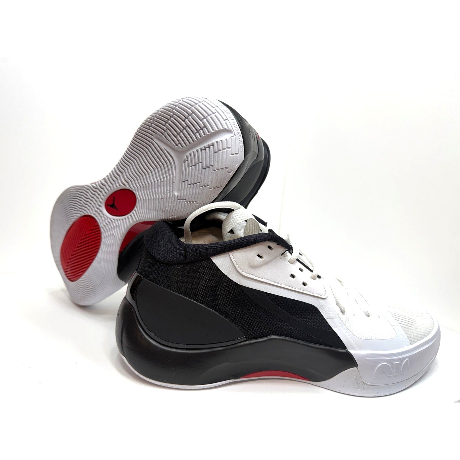 JORDAN ZOOM SEPARATE MENS - SIZE 11.5