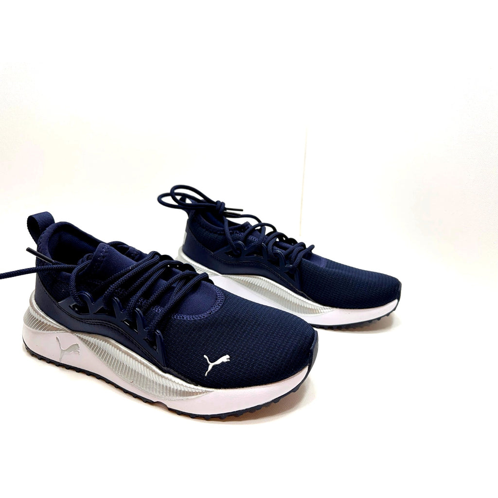 PUMA PACER FUTURE ALLURE - WOMENS SIZE 6