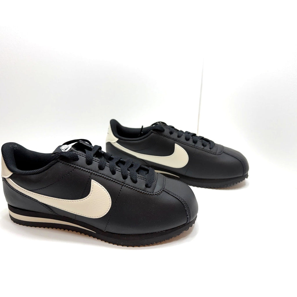 W NIKE CORTEZ - WOMENS SIZE 8.5