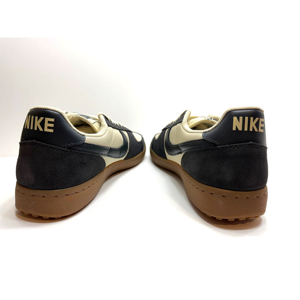 NIKE FIELD GENERAL - MENS SIZE 13