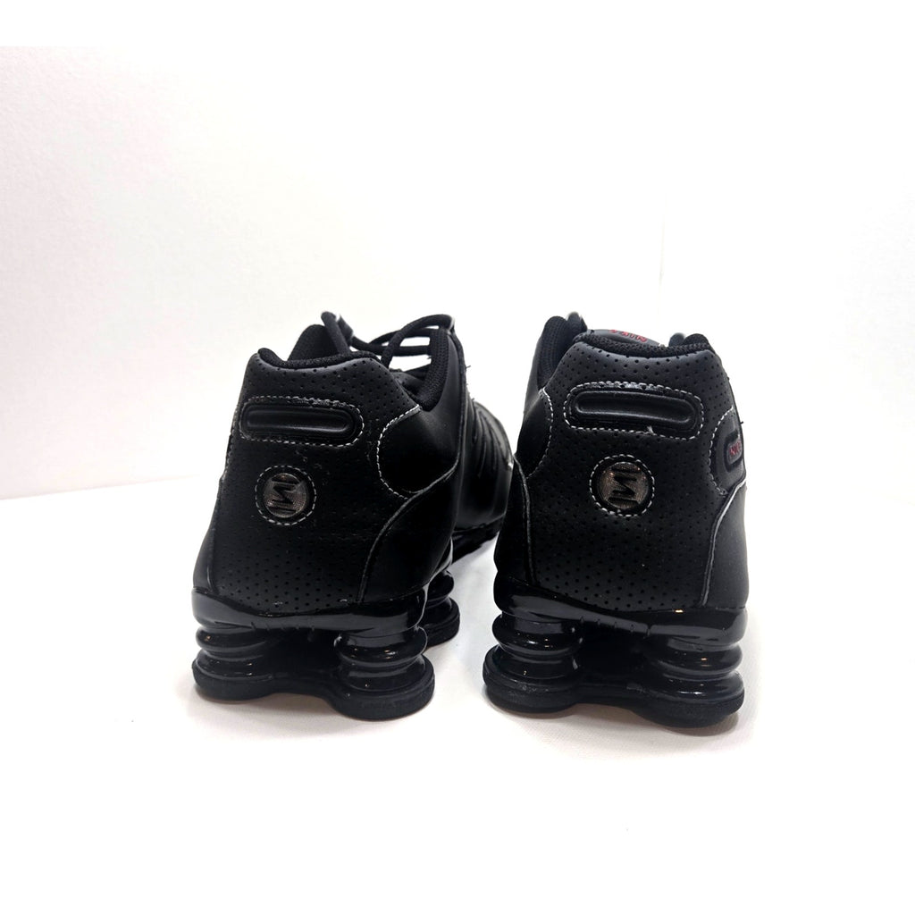 NIKE SHOX NZ - MENS SIZE 10.5
