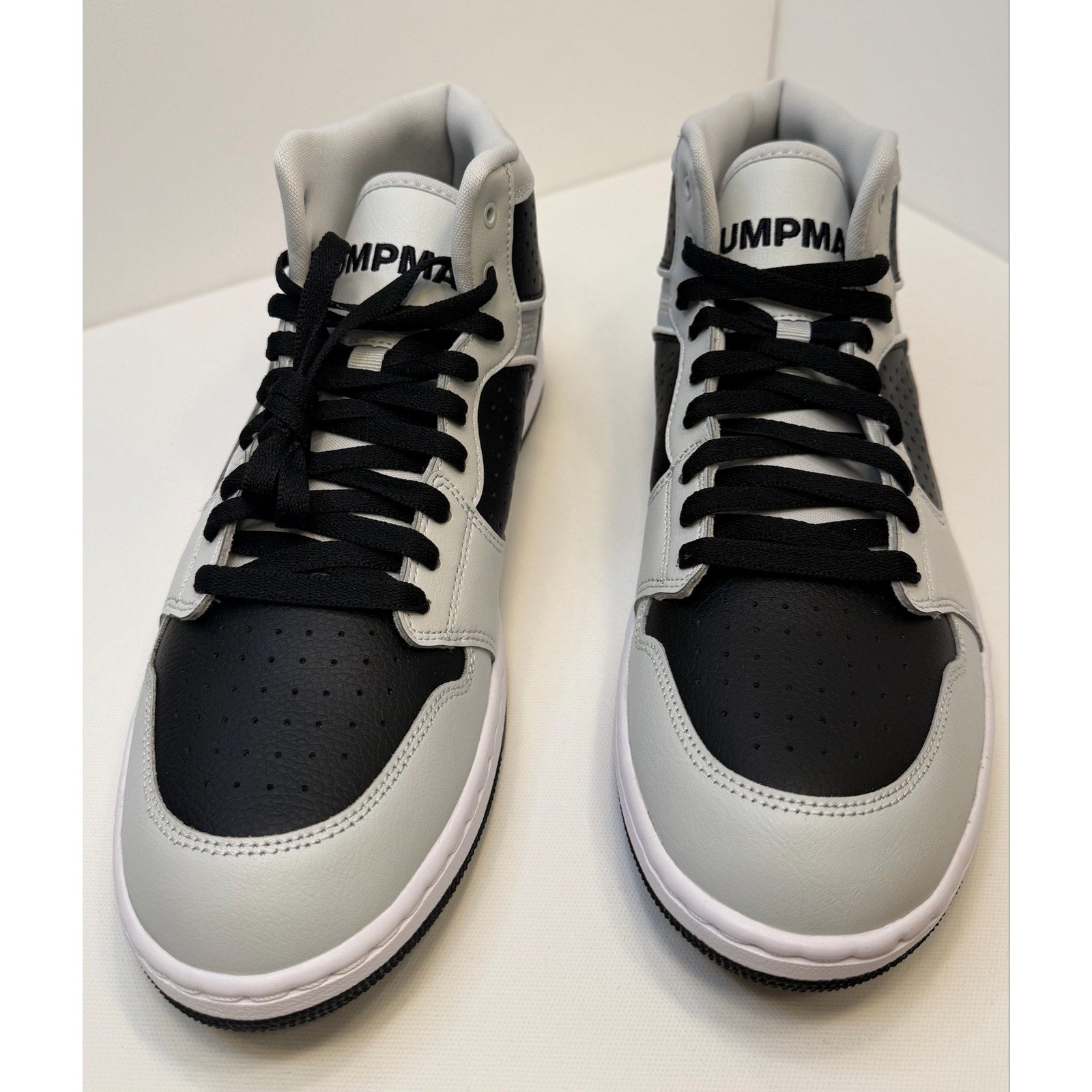 JORDAN ACCESS - MENS SIZE 11