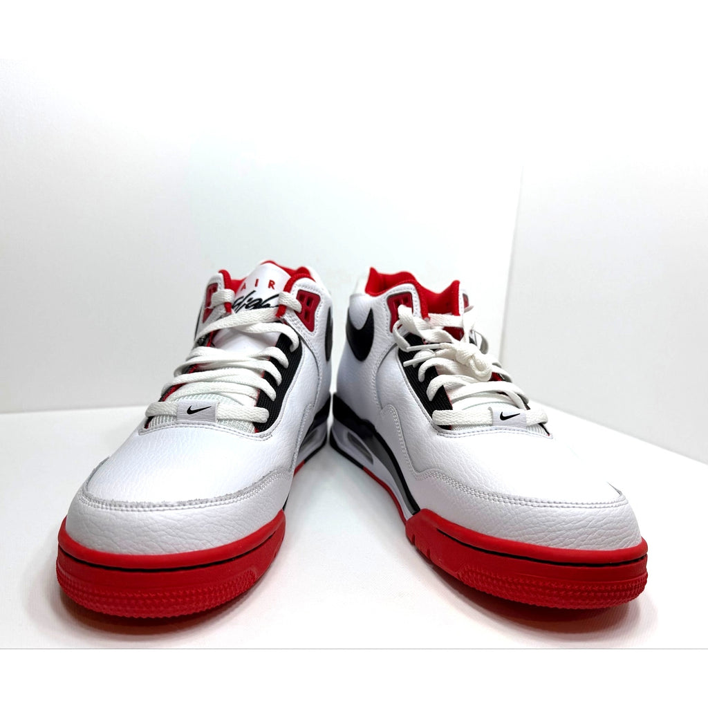 NIKE FLIGHT LEGACY - MENS SIZE 12