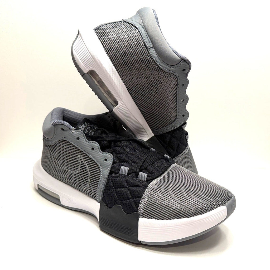 LEBRON WITNESS VIII - MENS SIZE 12