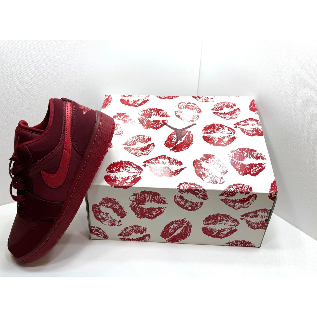WMNS AIR JORDAN 1 LOW SE 'VALENTINES' - WOMENS SIZE 7.5