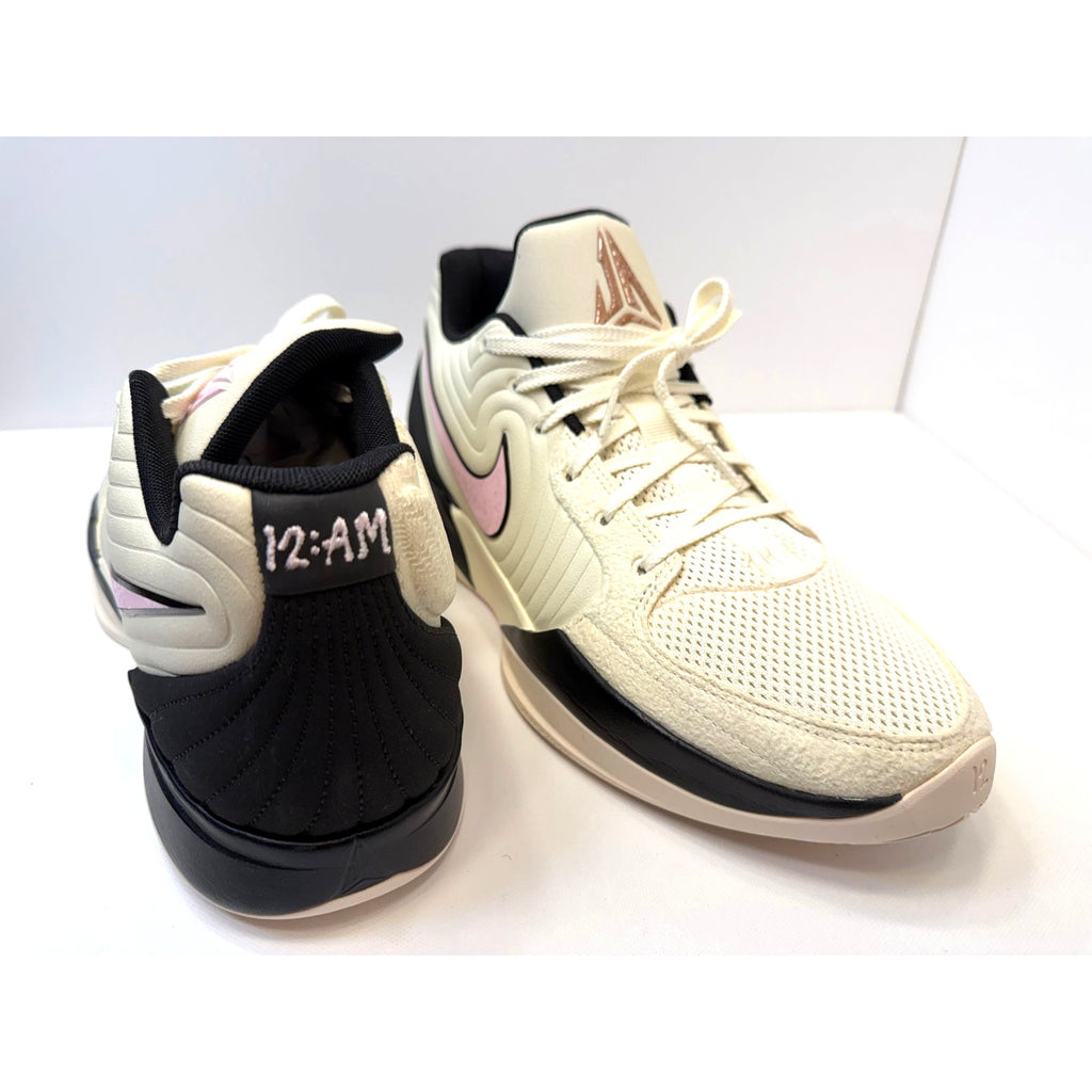 NIKE JA 2 - MENS SIZE 12
