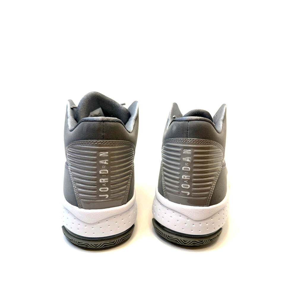 JORDAN MAX AURA 2 - MENS SIZE 12