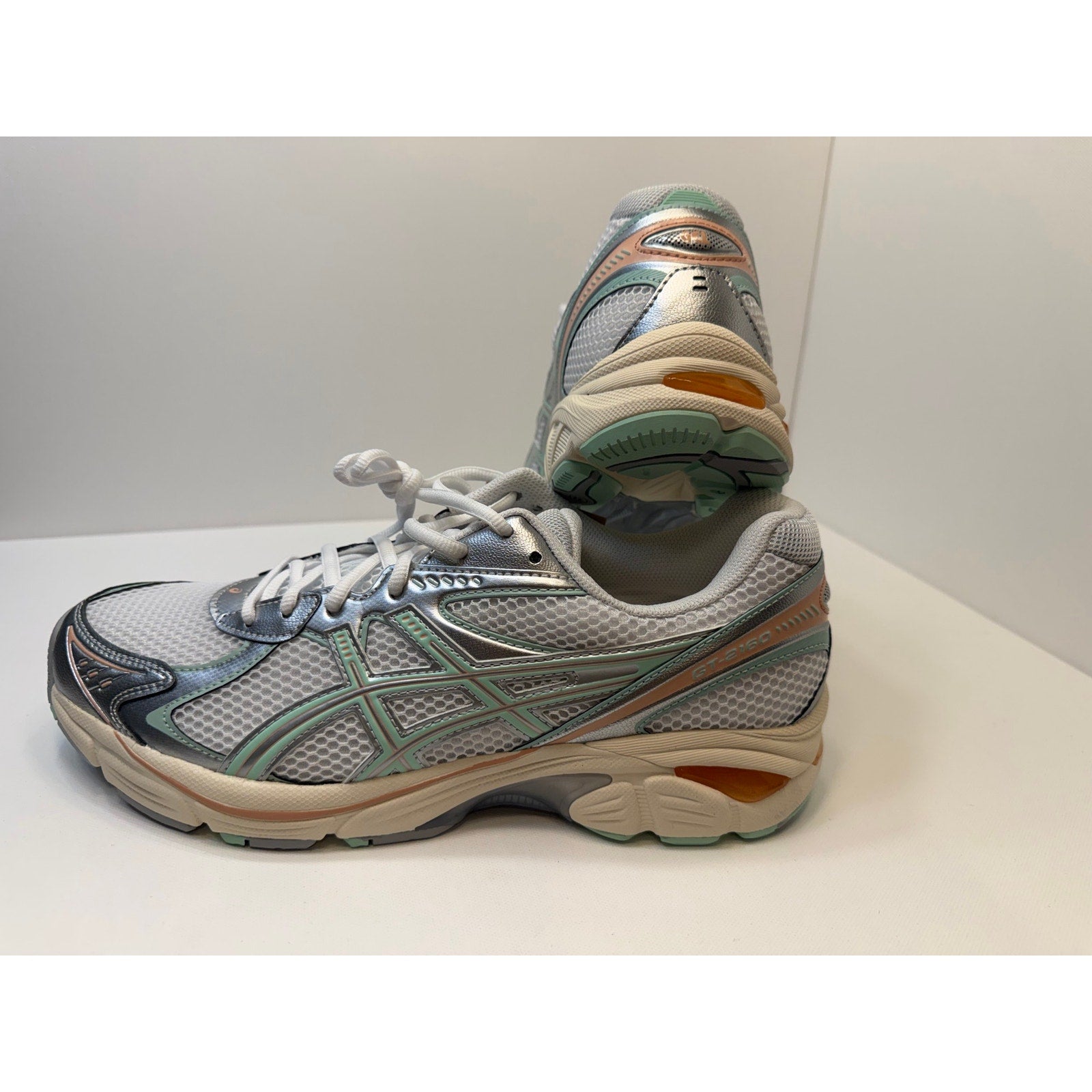 ASICS GT-2160 - WOMENS SIZE 10