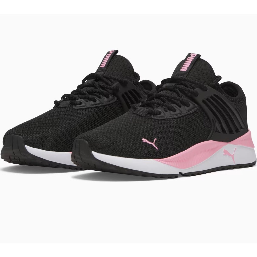 PUMA PACER FUTURE WIDE WOMENS SIZE 6