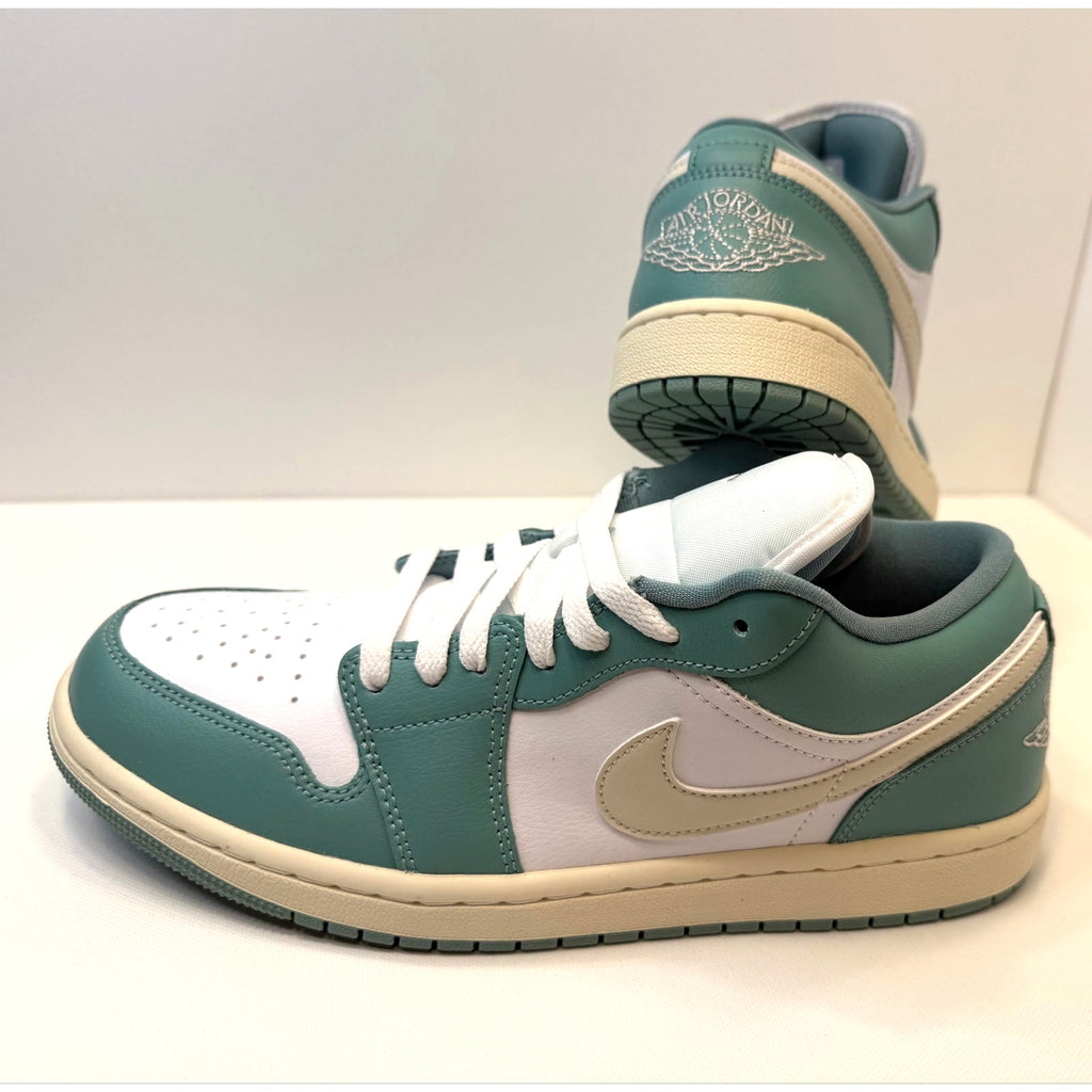 WMNS AIR JORDAN 1 LOW SE - WOMENS SIZE 10