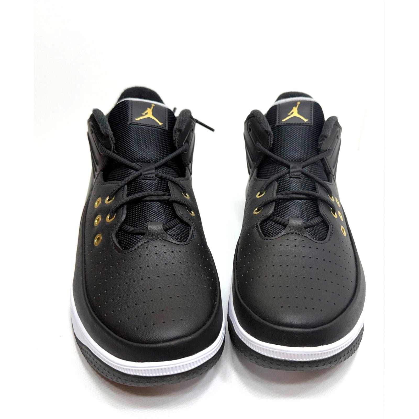JORDAN MAX AURA 5 - MENS SIZE 12