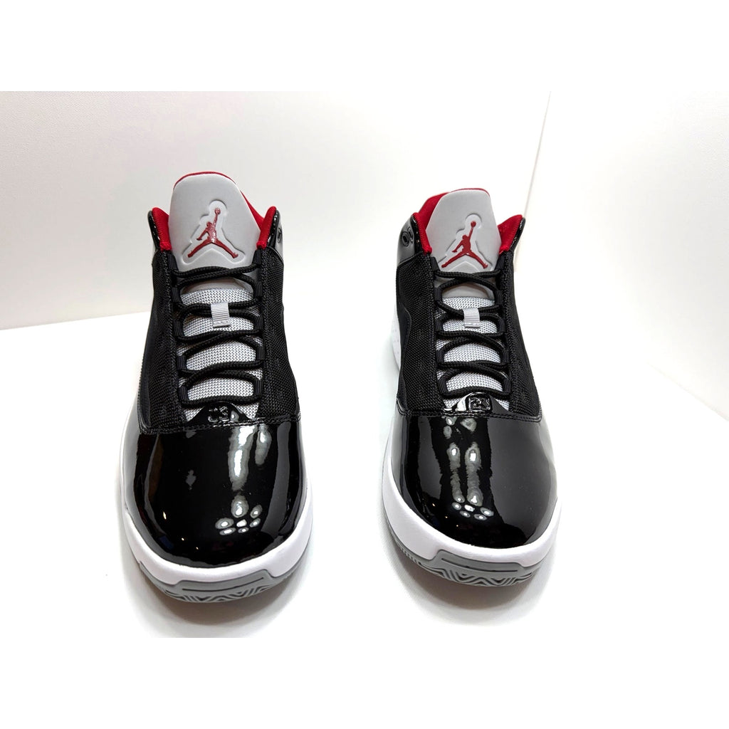JORDAN MAX AURA 2 MENS SIZE 11