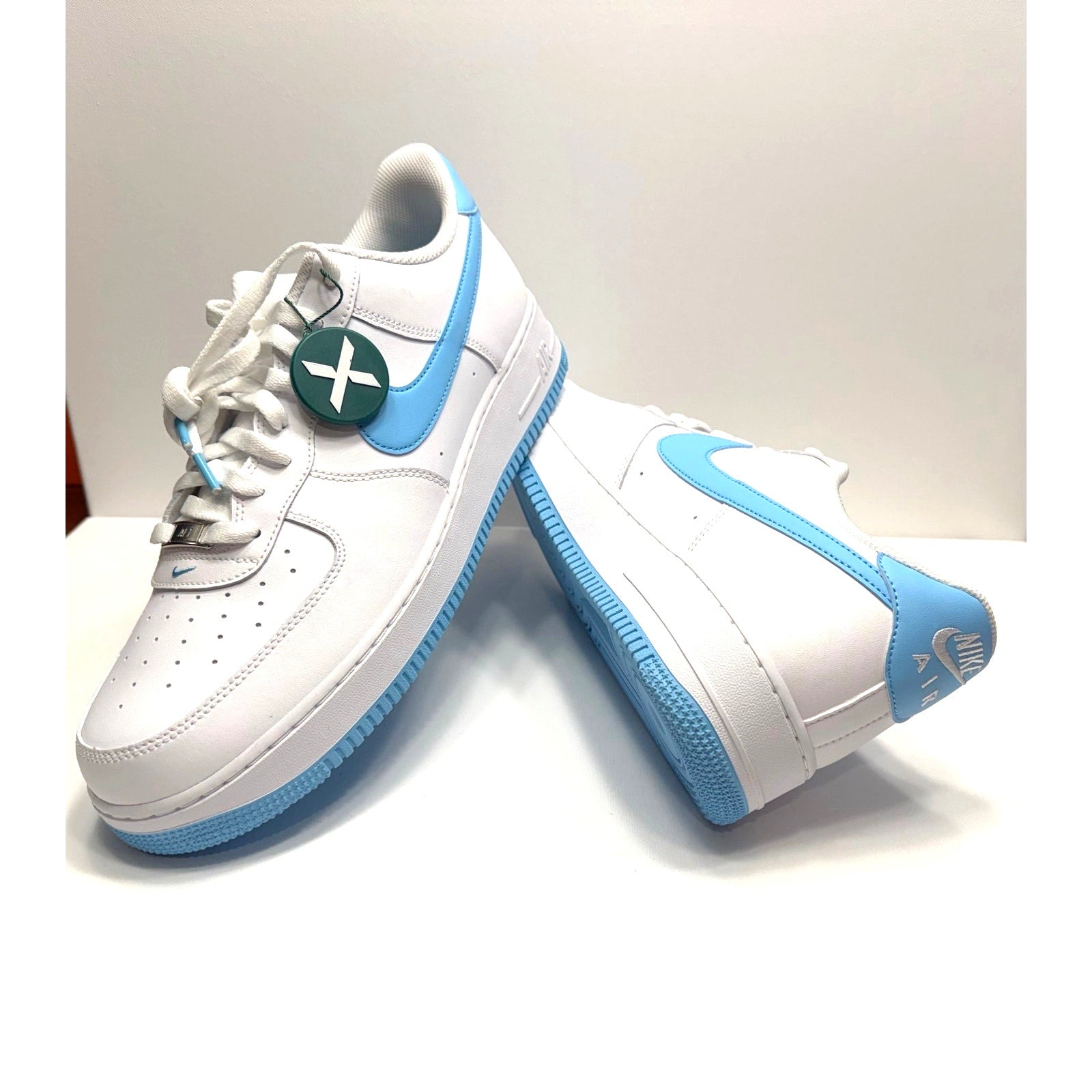NIKE AIR FORCE 1 '07 - MENS SIZE 13