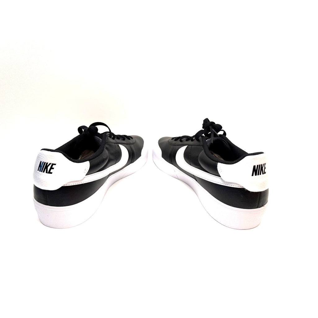 NIKE COURT SHOT - MENS SIZE 12