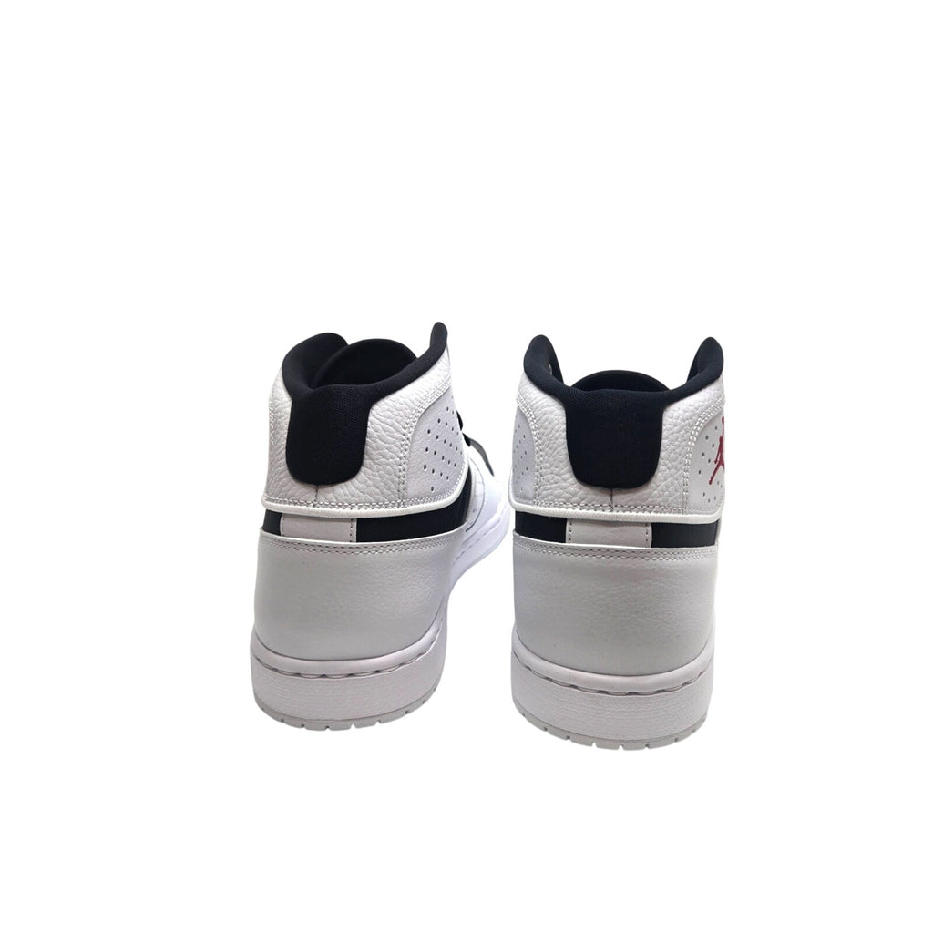 JORDAN ACCESS - MENS SIZE 10.5