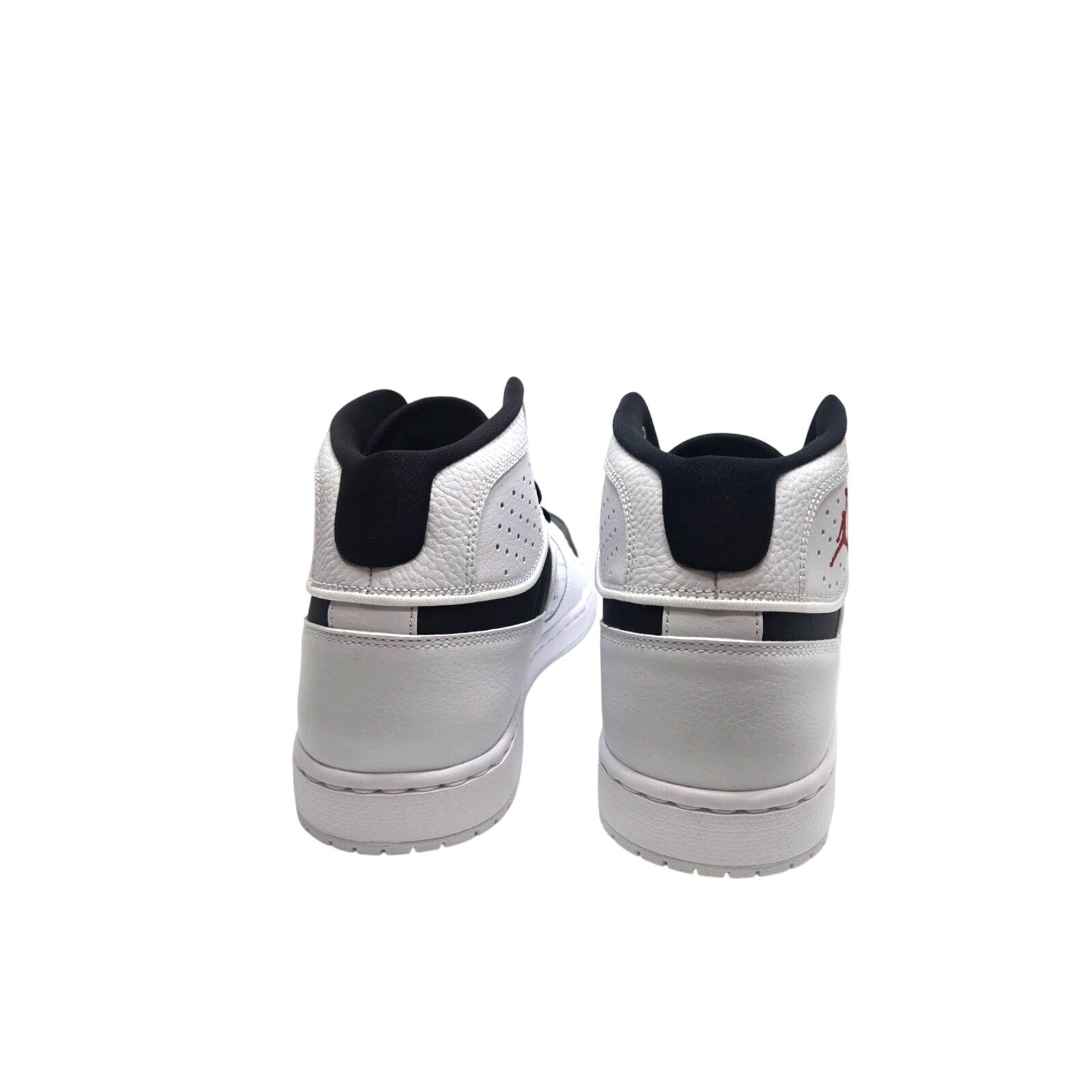JORDAN ACCESS - MENS SIZE 10.5
