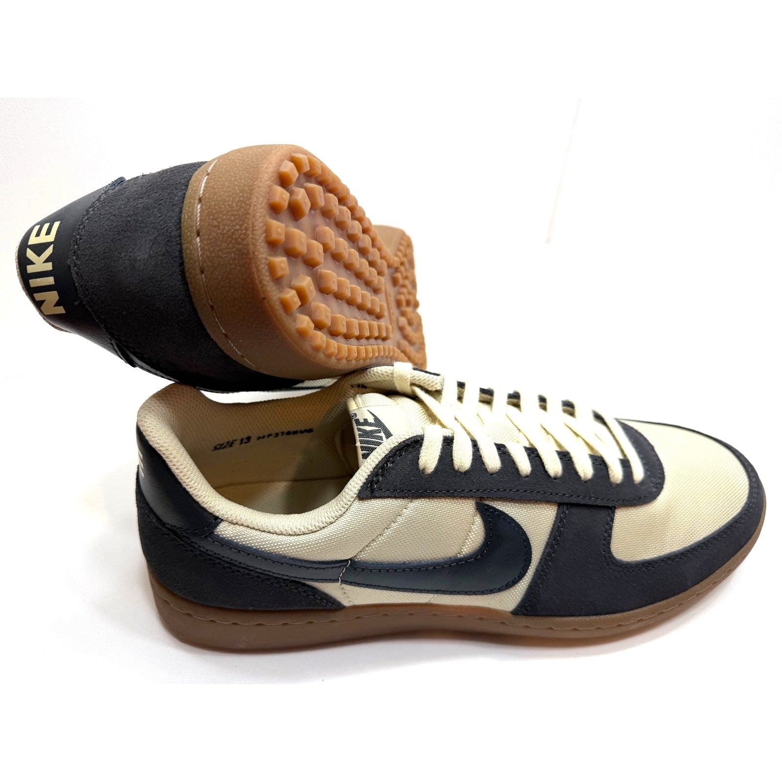 NIKE FIELD GENERAL - MENS SIZE 13