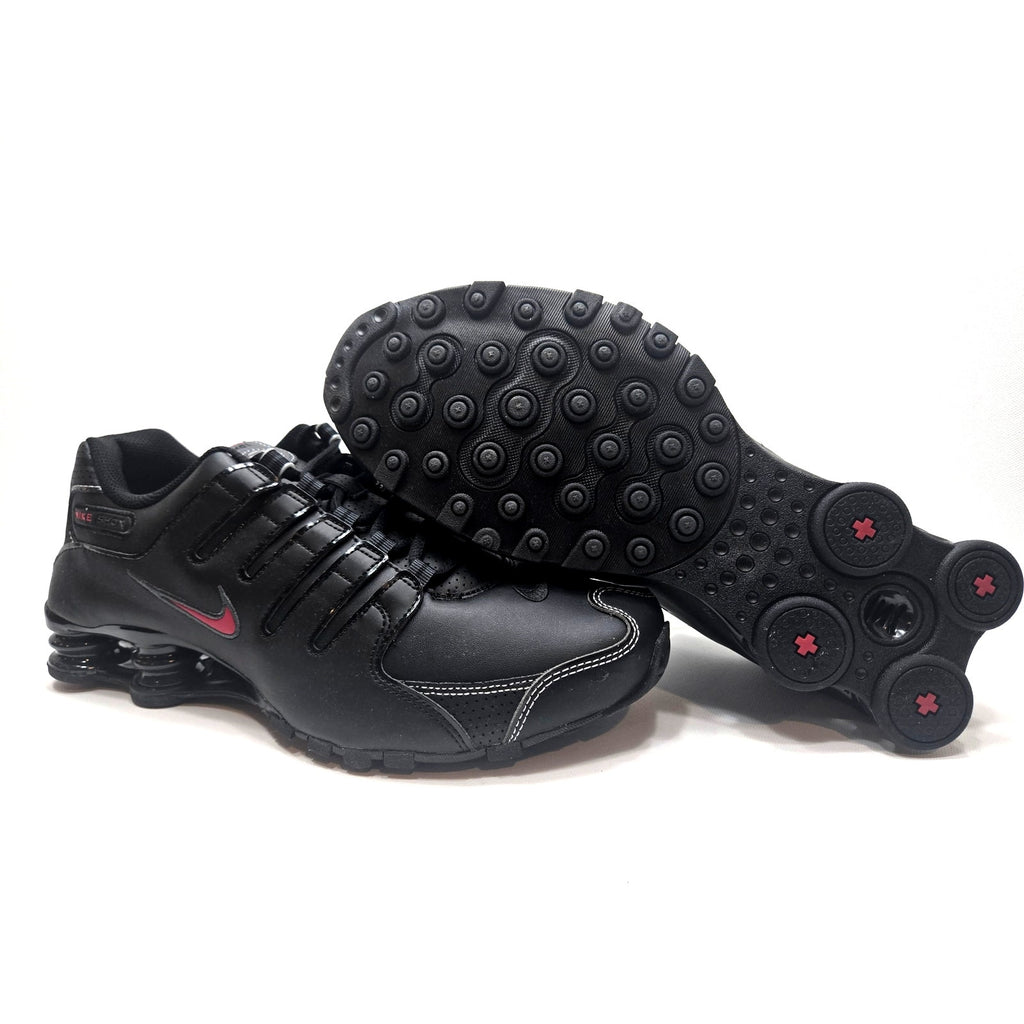 NIKE SHOX NZ - MENS SIZE 10.5