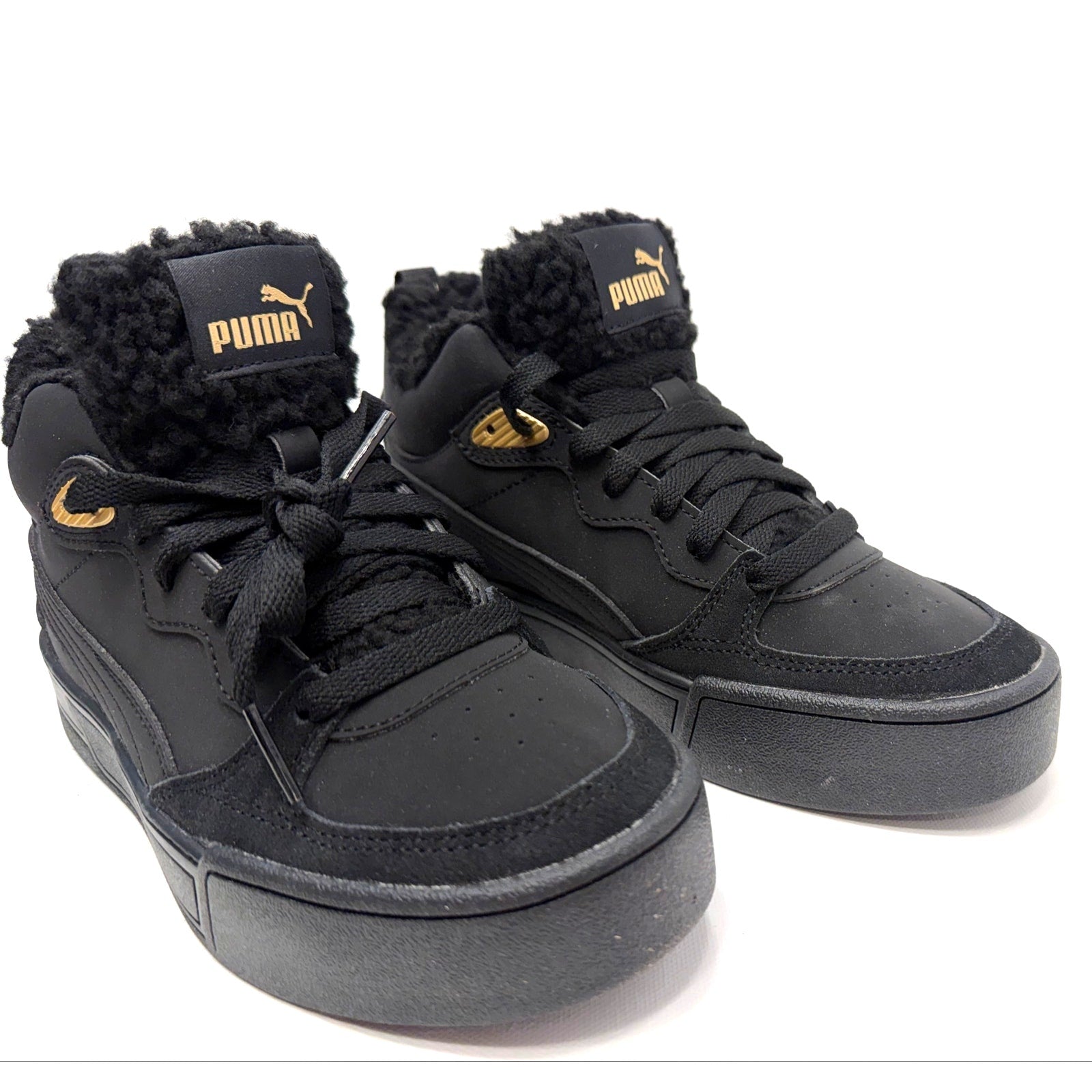 PUMA SKYE DEMI TEDDY - WOMENS SIZE 5.5