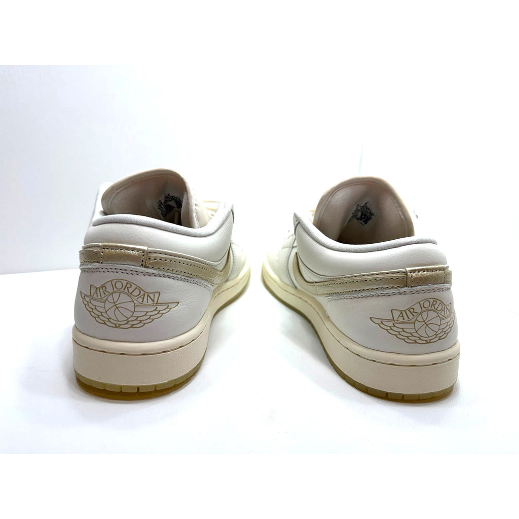 WMNS AIR JORDAN 1 LOW SE WOMENS SIZE 10
