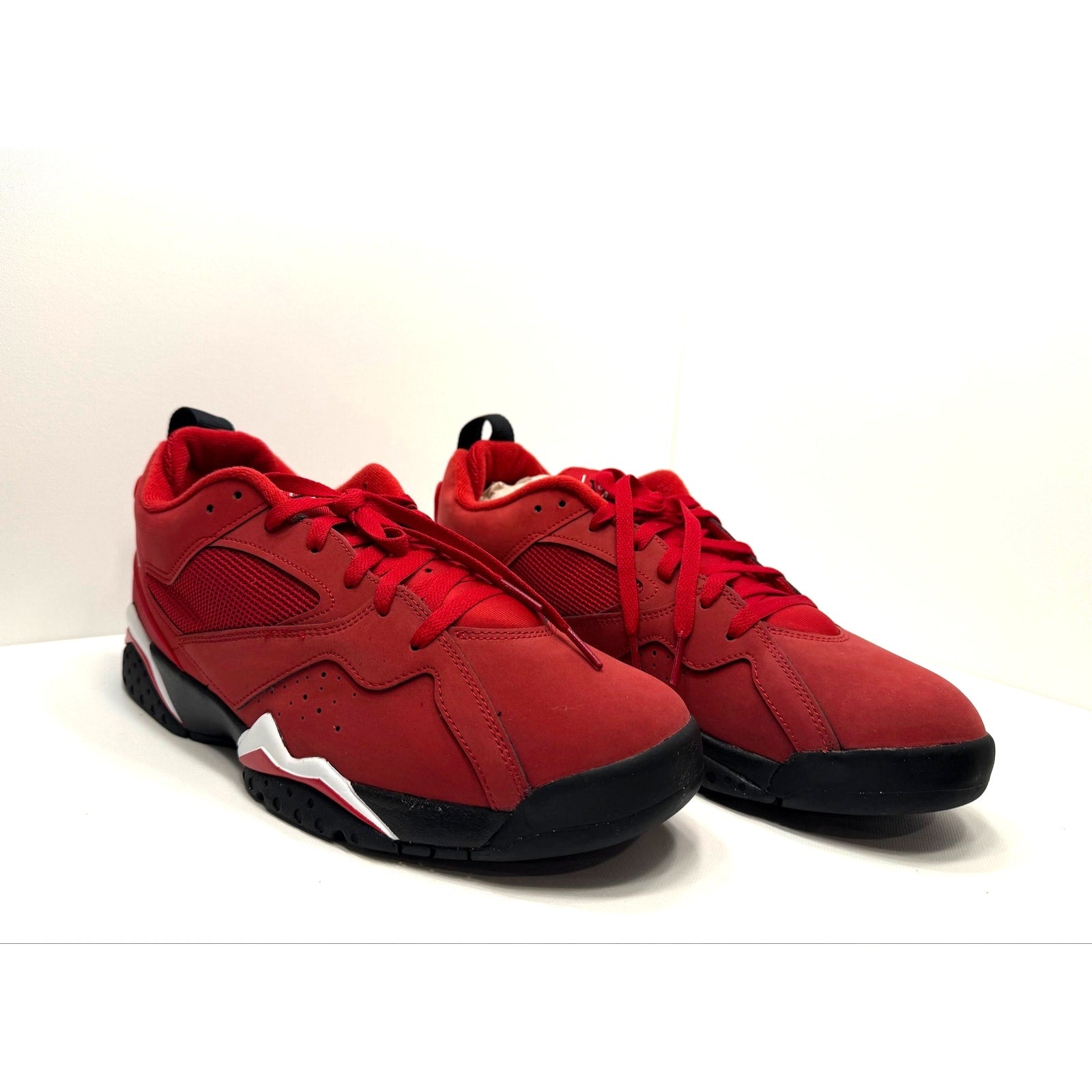 JORDAN MVP 92 - MENS SIZE 12