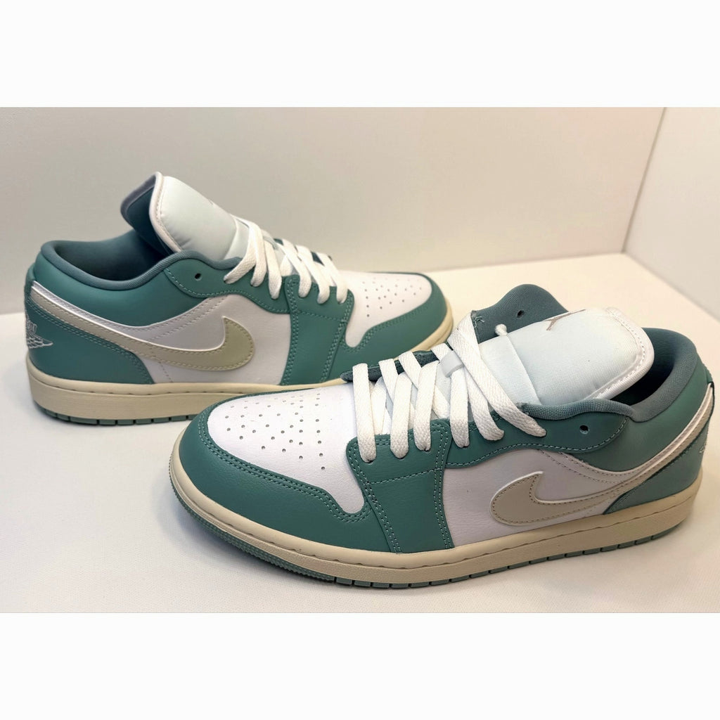 WMNS AIR JORDAN 1 LOW SE - WOMENS SIZE 10