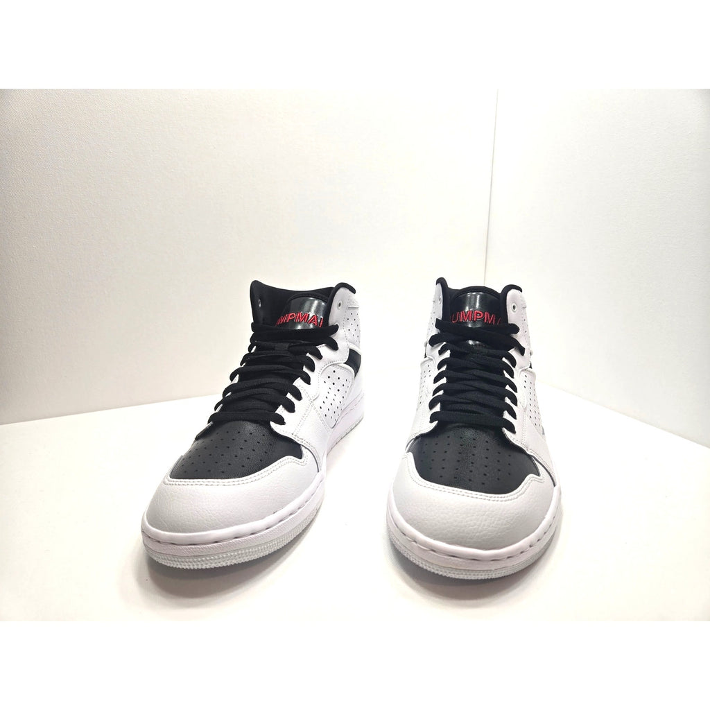 JORDAN ACCESS - MENS SIZE 10.5