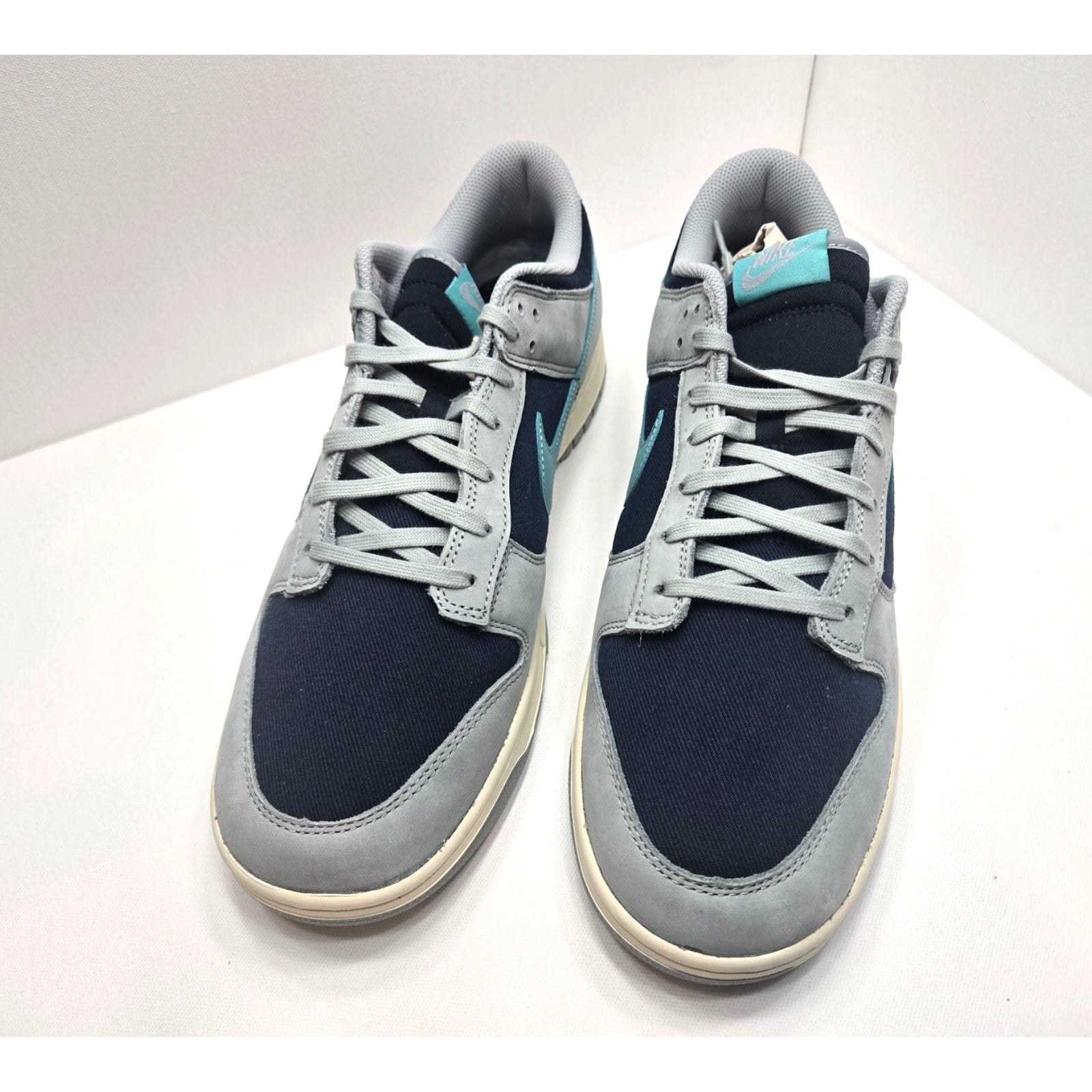 NIKE DUNK LOW RETRO PRM size 15