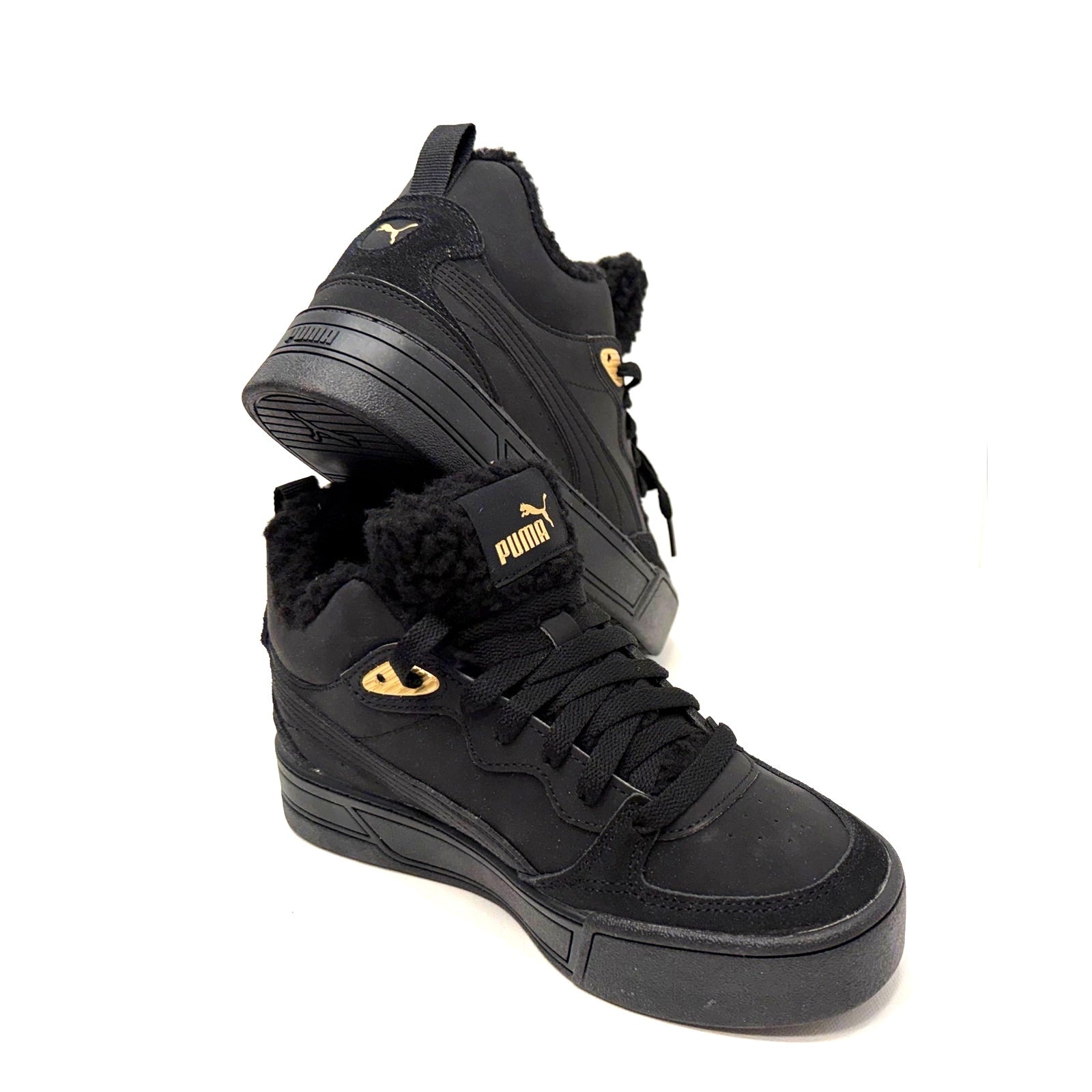 PUMA SKYE DEMI TEDDY - WOMENS SIZE 5.5