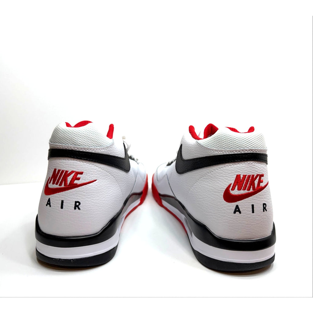 NIKE FLIGHT LEGACY - MENS SIZE 12
